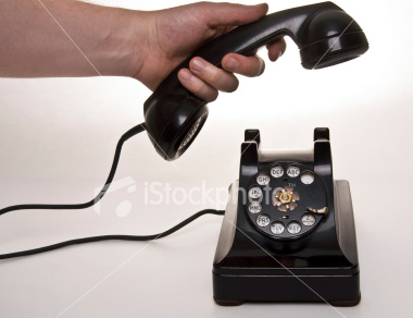 istockphoto_4317296-hang-up-the-phone